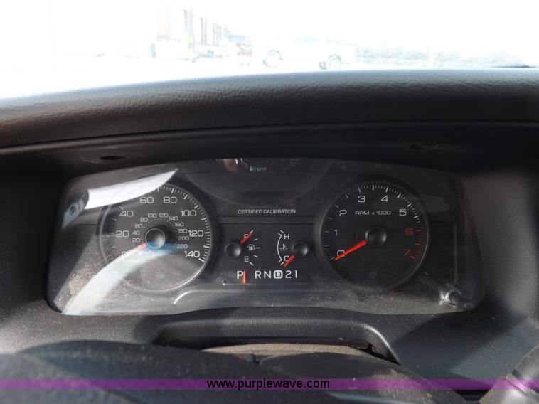 image for item I9080 2008 Ford Crown Victoria Police Interceptor