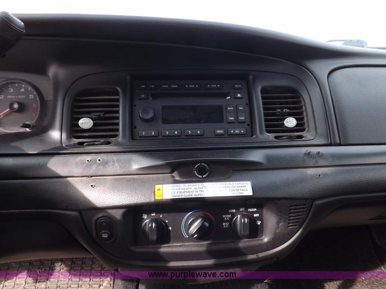 image for item I9080 2008 Ford Crown Victoria Police Interceptor