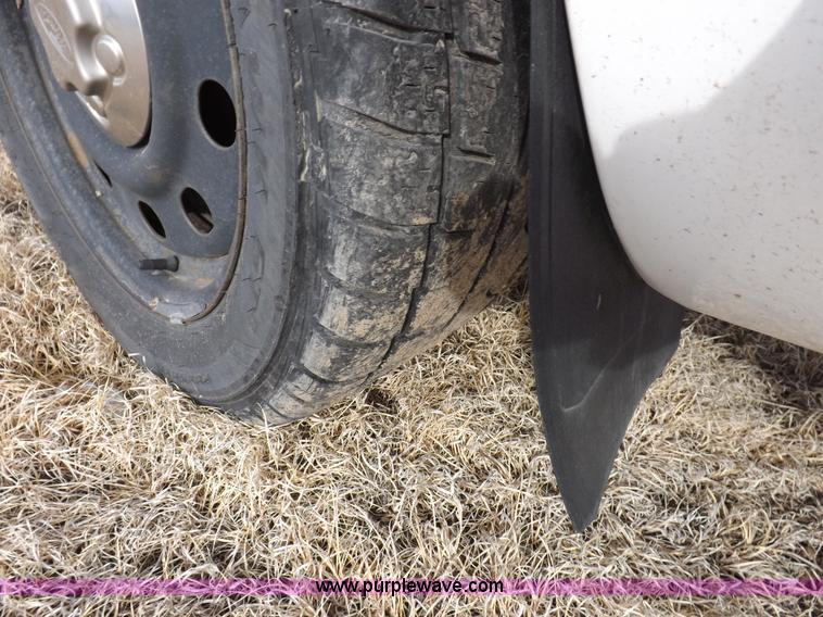 image for item I9080 2008 Ford Crown Victoria Police Interceptor