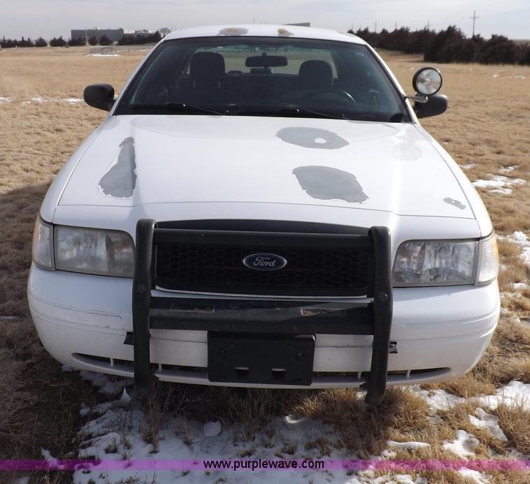 image for item I9081 2008 Ford Crown Victoria Police Interceptor
