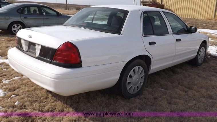 image for item I9081 2008 Ford Crown Victoria Police Interceptor
