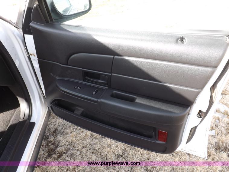 image for item I9081 2008 Ford Crown Victoria Police Interceptor