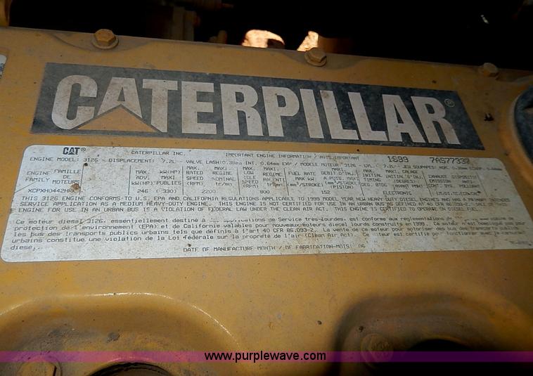 image for item I9305 1999 Chevrolet B7 Bluebird bus