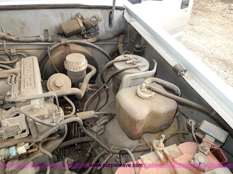 image for item I9338 1990 Dodge Ram 50 pickup truck