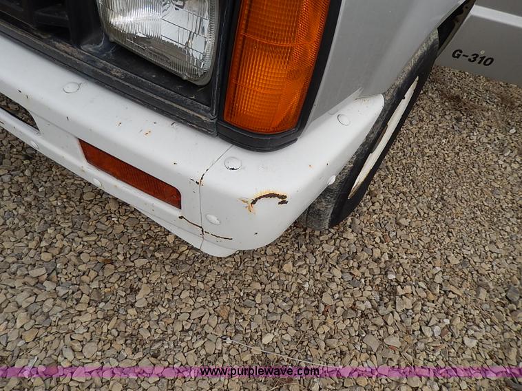 image for item I9338 1990 Dodge Ram 50 pickup truck