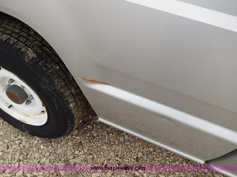 image for item I9338 1990 Dodge Ram 50 pickup truck