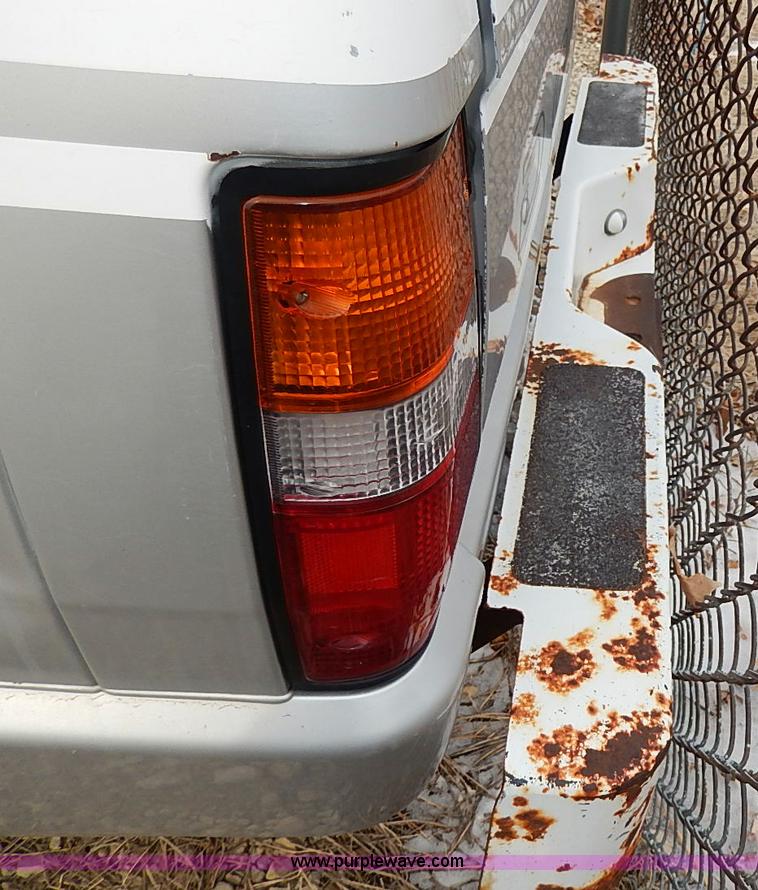 image for item I9338 1990 Dodge Ram 50 pickup truck