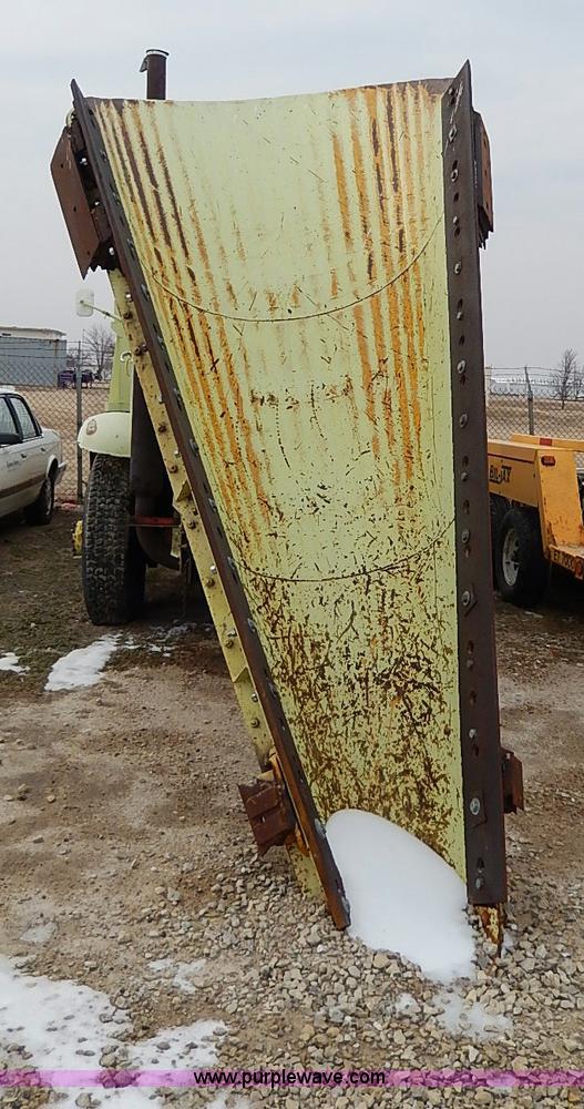 image for item I9339 1952 Oshkosh WA-703 runway snow plow vehicle