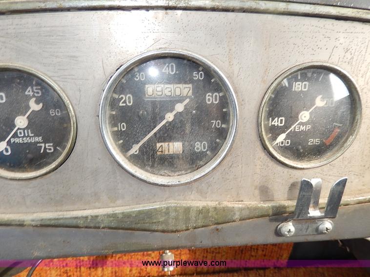 image for item I9339 1952 Oshkosh WA-703 runway snow plow vehicle