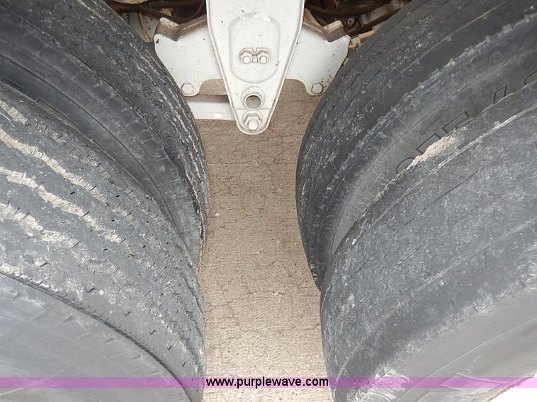 image for item I9351 1989 American 48' dry van trailer