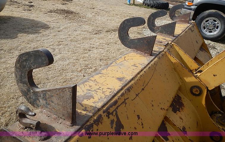 image for item I9385 1987 Caterpillar 426 backhoe