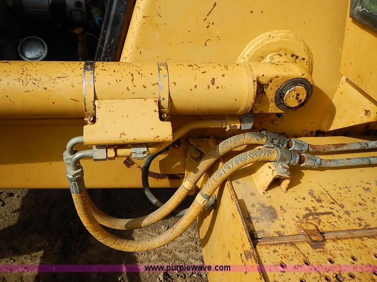image for item I9385 1987 Caterpillar 426 backhoe