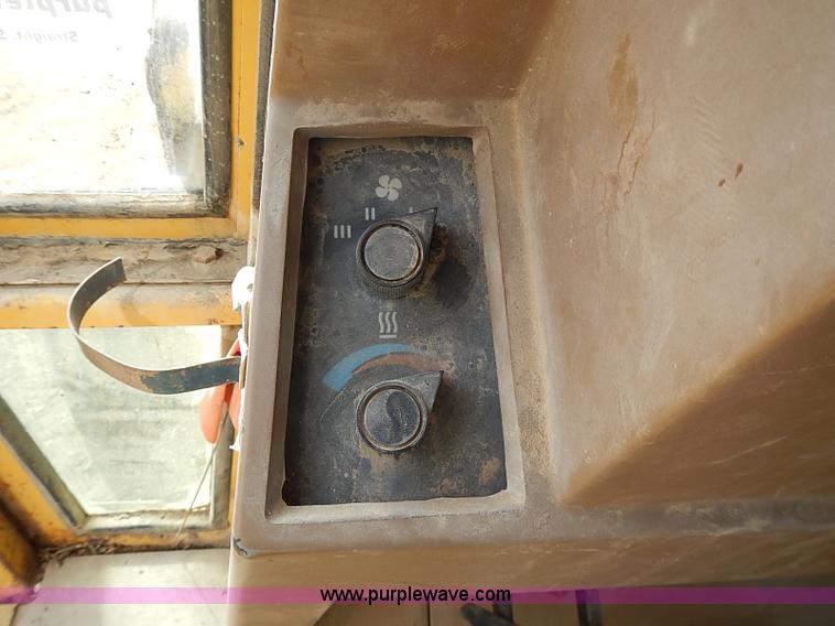 image for item I9385 1987 Caterpillar 426 backhoe