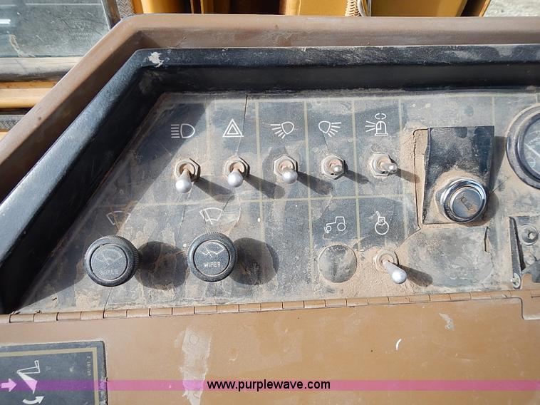 image for item I9385 1987 Caterpillar 426 backhoe