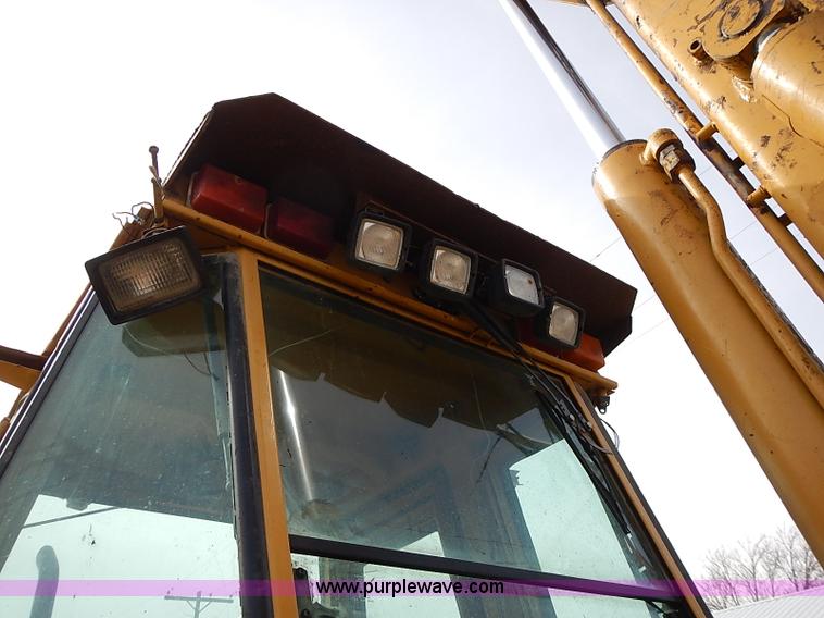 image for item I9385 1987 Caterpillar 426 backhoe