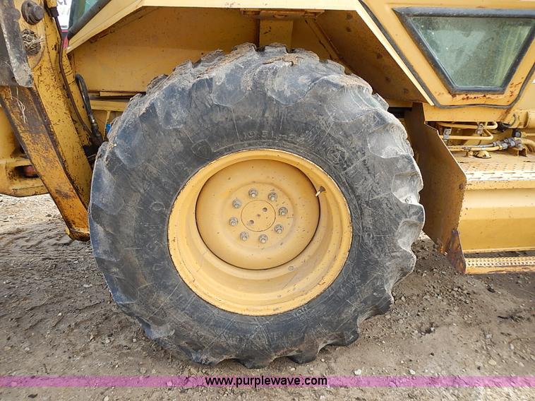 image for item I9385 1987 Caterpillar 426 backhoe