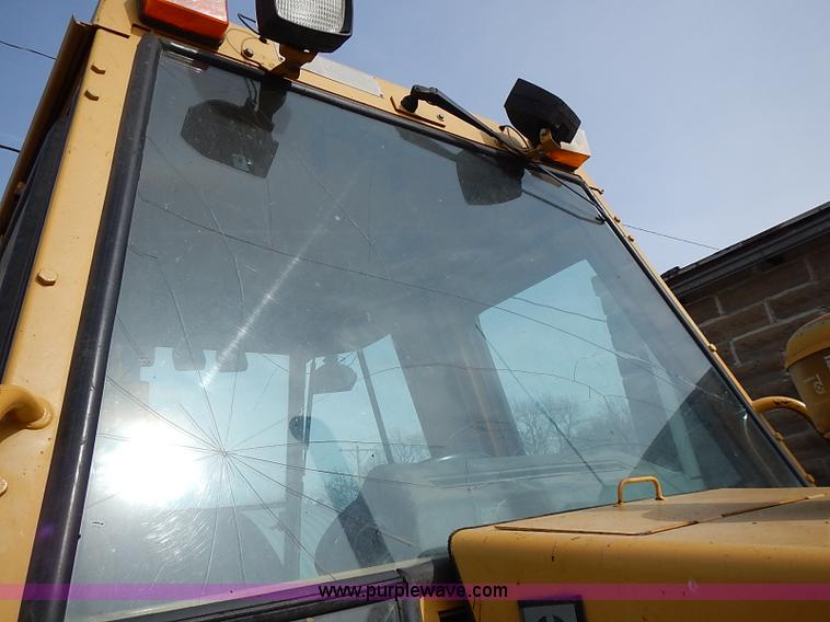 image for item I9385 1987 Caterpillar 426 backhoe