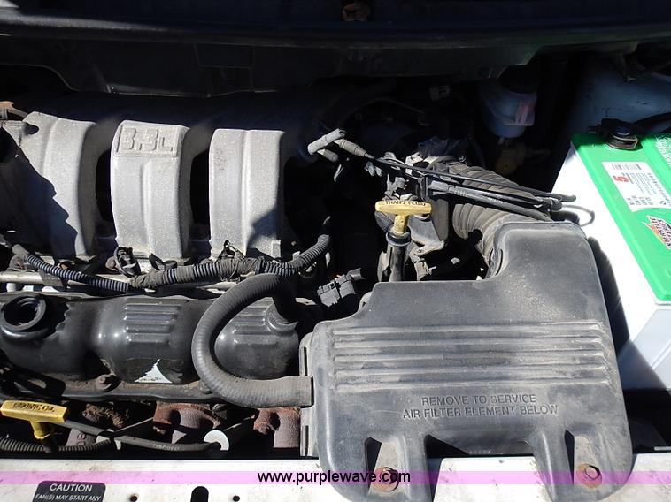 image for item I9392 1999 Dodge Grand Caravan SE van