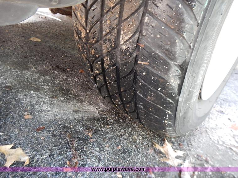 image for item I9392 1999 Dodge Grand Caravan SE van