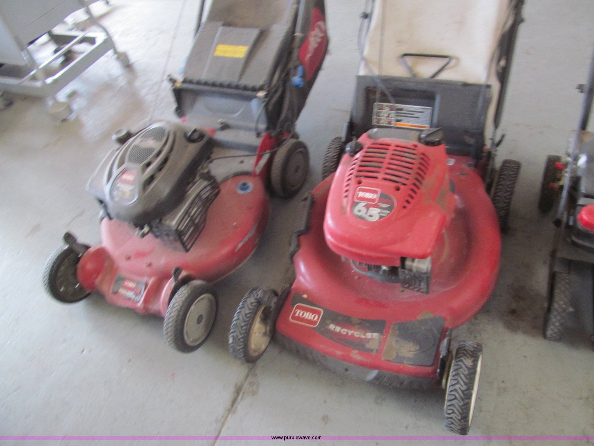 (3) pieces of lawn and garden equipment in Hutchinson, KS Item AY9893