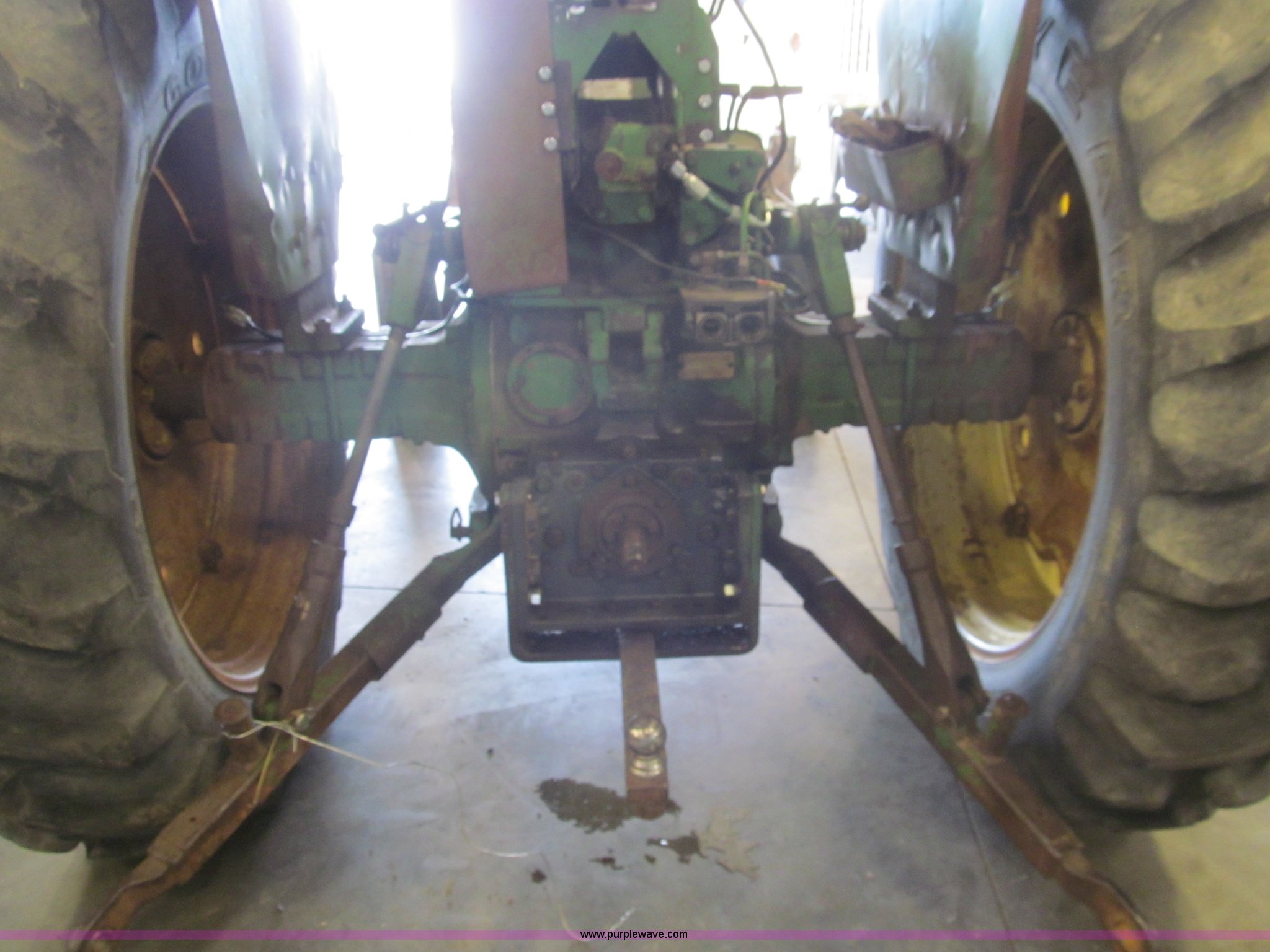 1962 John Deere 3010 tractor in Goodland, KS Item I7221 sold Purple