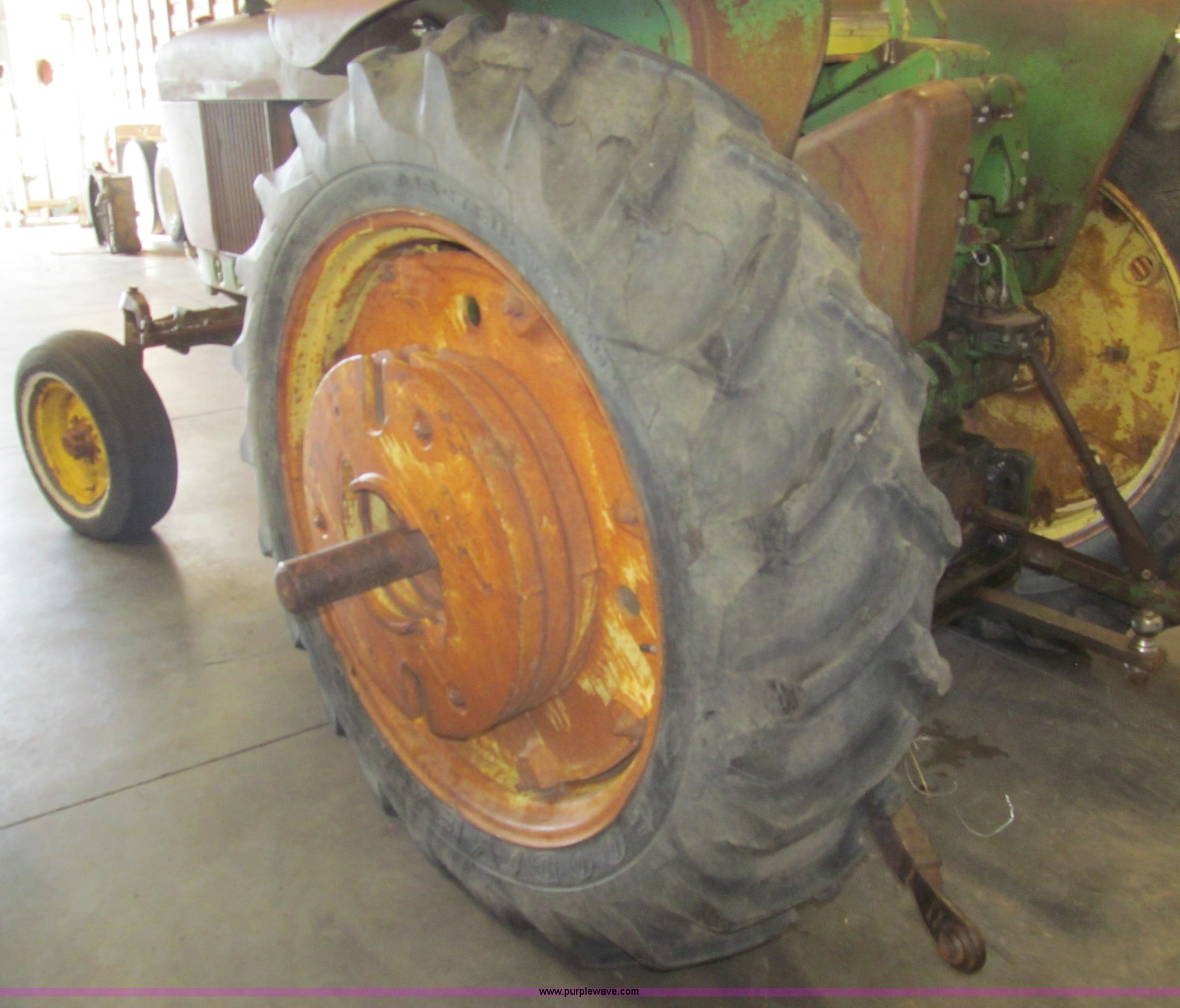 1962 John Deere 3010 tractor in Goodland, KS Item I7221 sold Purple
