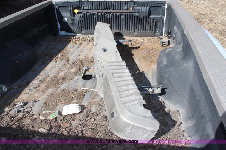 image for item AM9425 2008 Ford F350 pickup truck bed