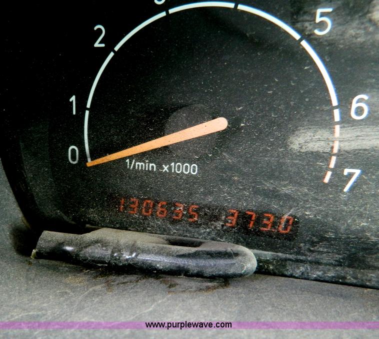 image for item AQ9977 1997 Saab 900 SE