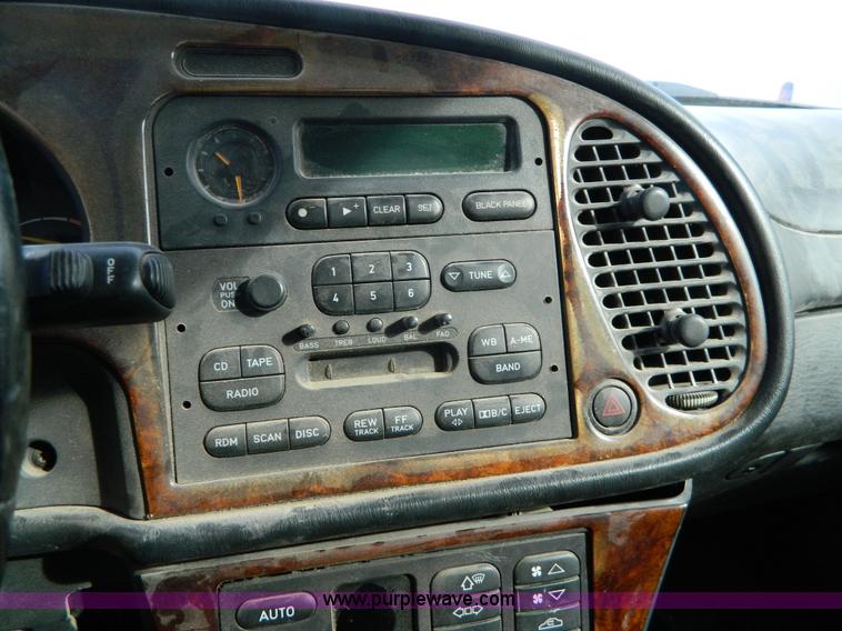 image for item AQ9977 1997 Saab 900 SE