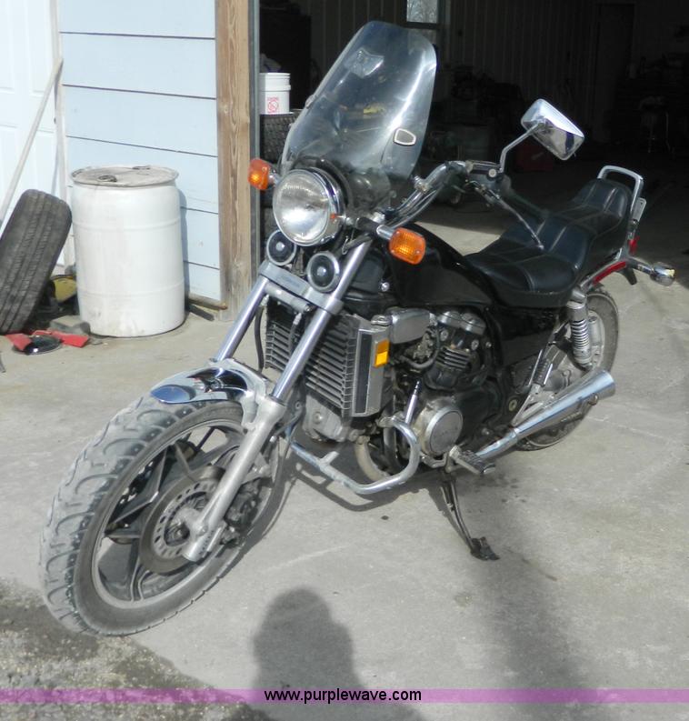 image for item AQ9978 1982 Honda motorcycle