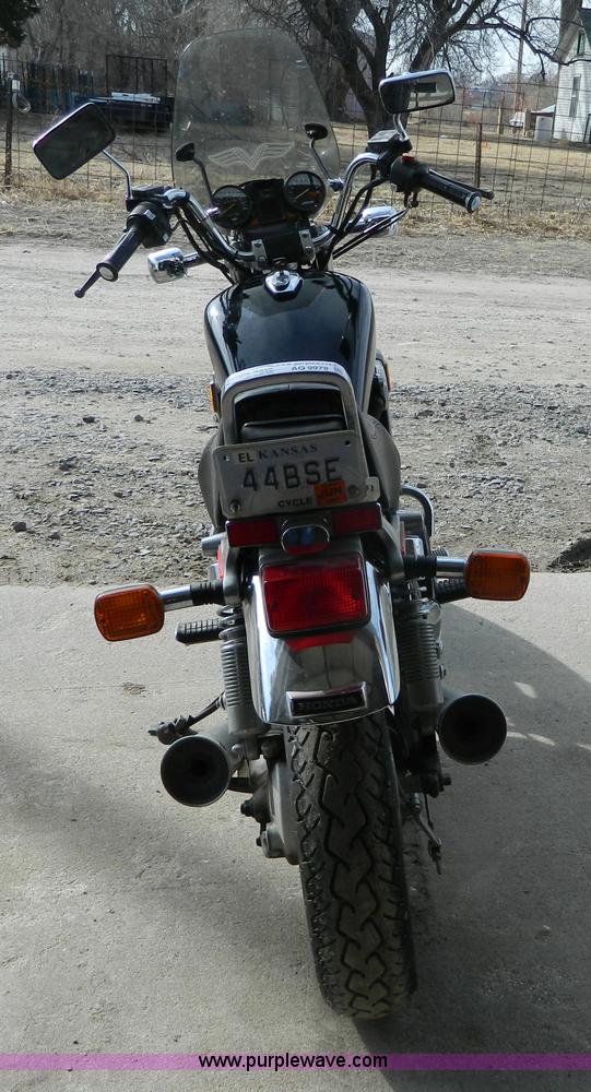image for item AQ9978 1982 Honda motorcycle