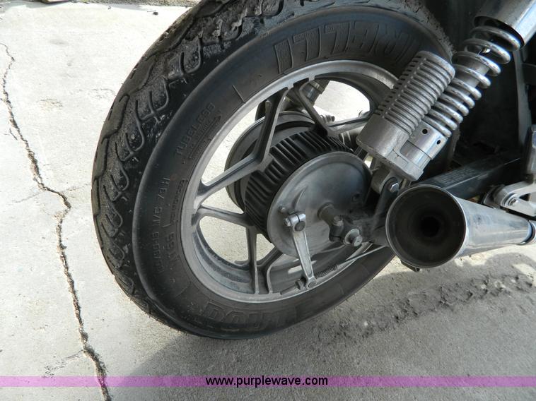 image for item AQ9978 1982 Honda motorcycle