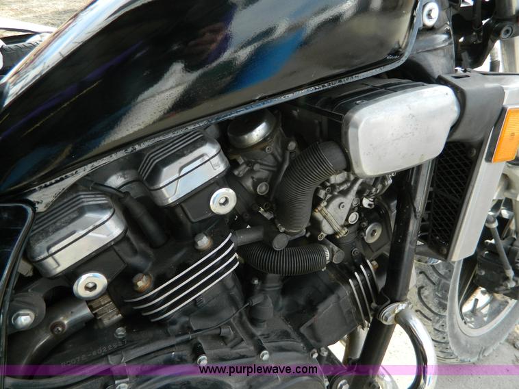 image for item AQ9978 1982 Honda motorcycle