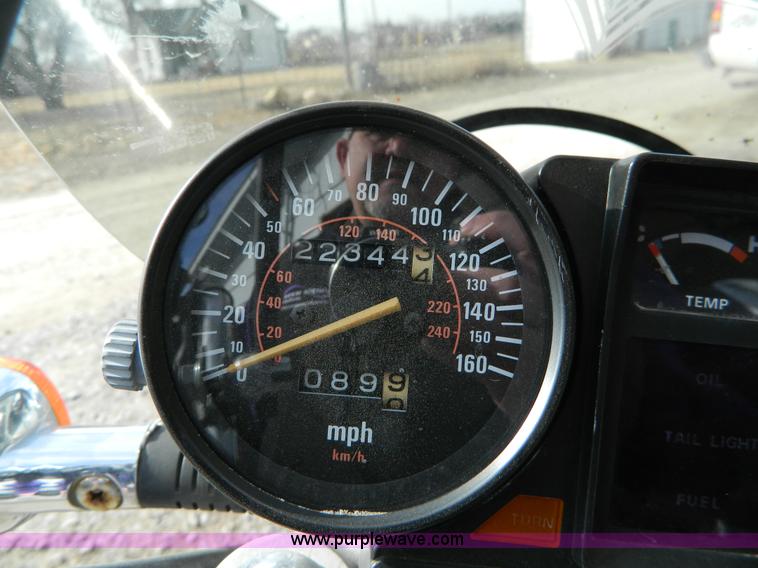 image for item AQ9978 1982 Honda motorcycle