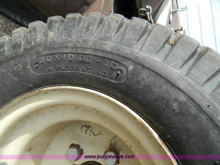 image for item AQ9979 Grasshopper 928 ZTR lawn mower