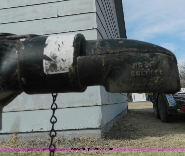 image for item AQ9980 2005 PJ flatbed trailer