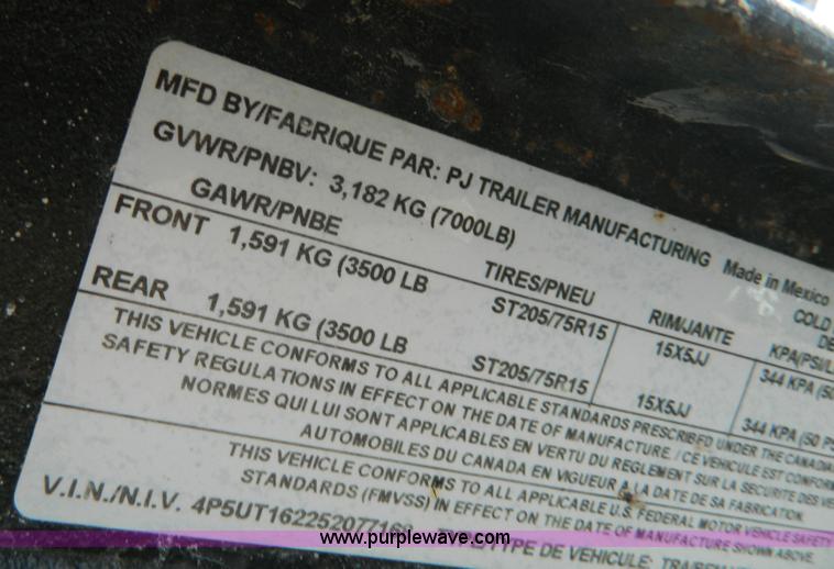 image for item AQ9980 2005 PJ flatbed trailer