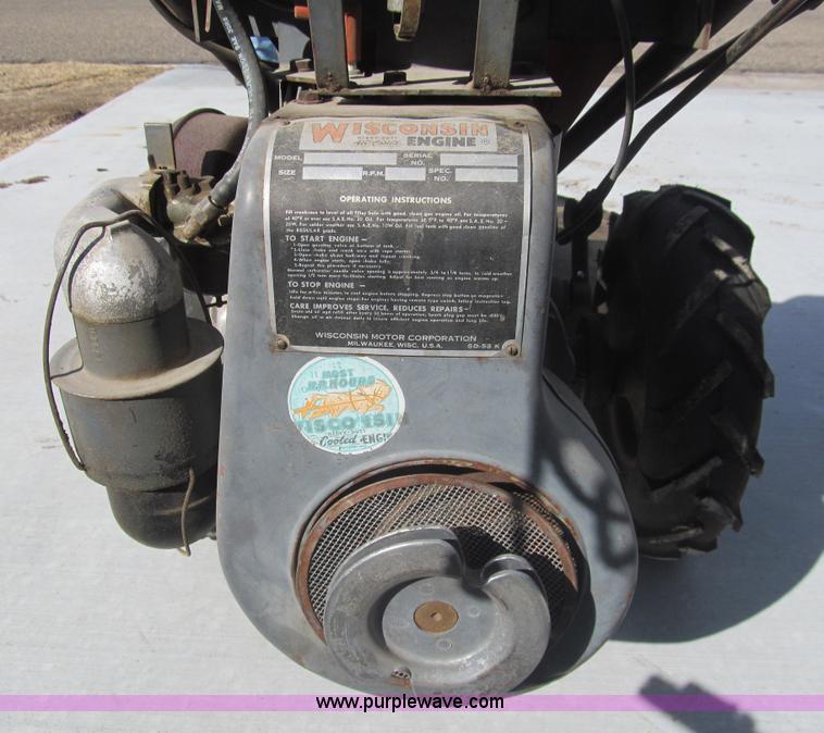 1961 Gravely selfpropelled lawn mower in Goodland, KS Item AY9855