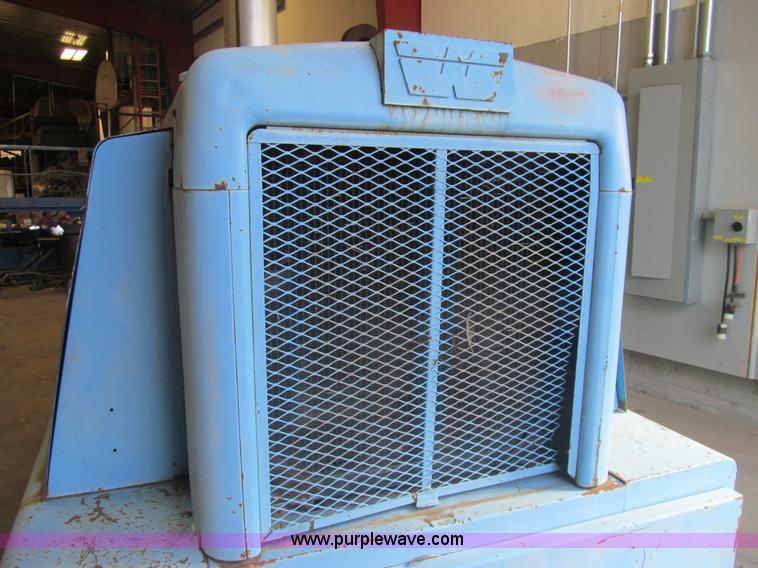 image for item AY9871 Worthington air compressor
