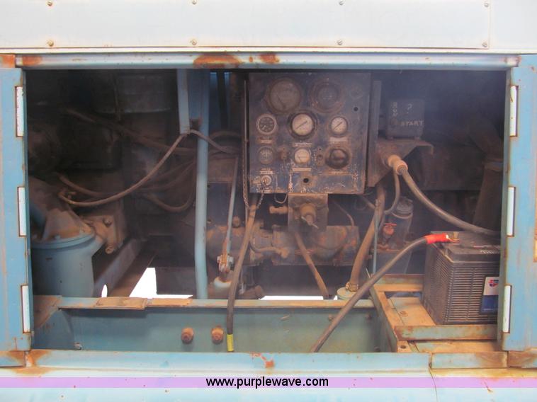 image for item AY9871 Worthington air compressor