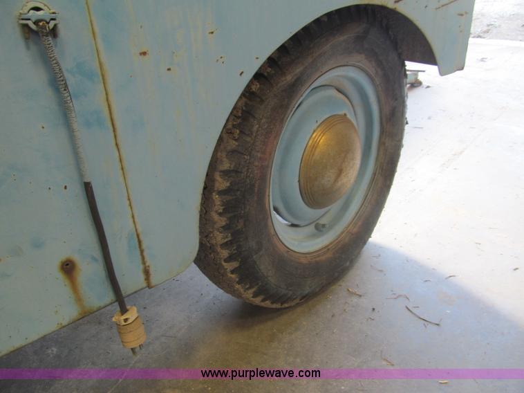 image for item AY9871 Worthington air compressor