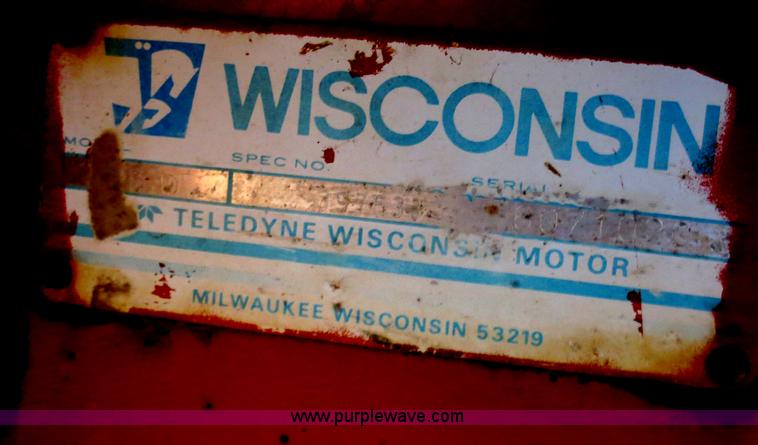 image for item F6827 Ditch Witch J20 trencher