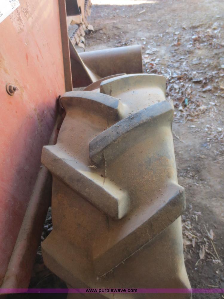 image for item F6827 Ditch Witch J20 trencher