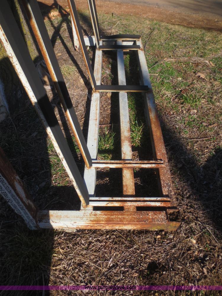 image for item F6828 Truck mounted glass rack