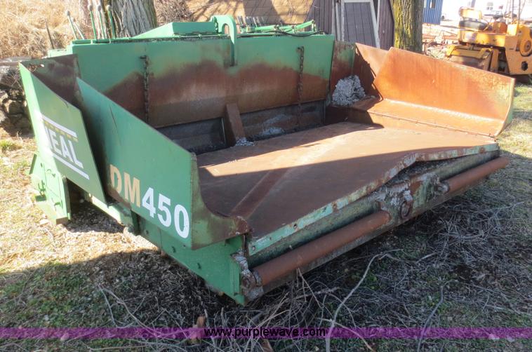 image for item F6831 Neal DM450 paver