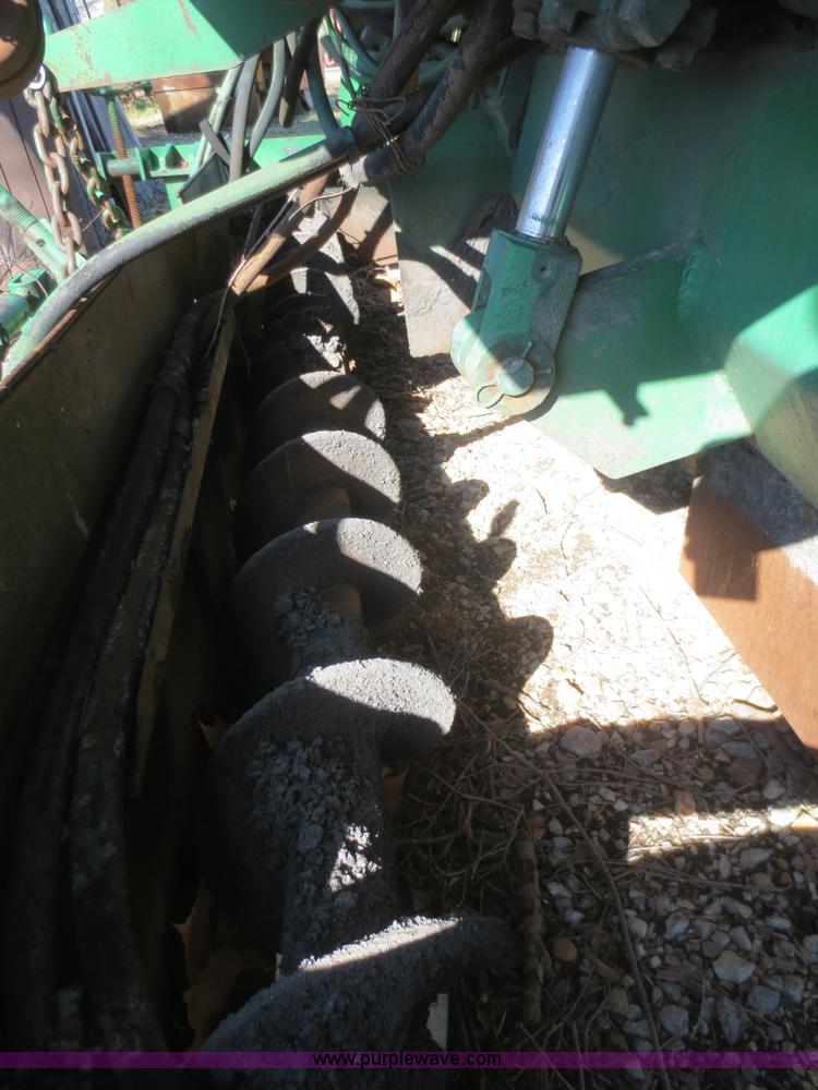 image for item F6831 Neal DM450 paver