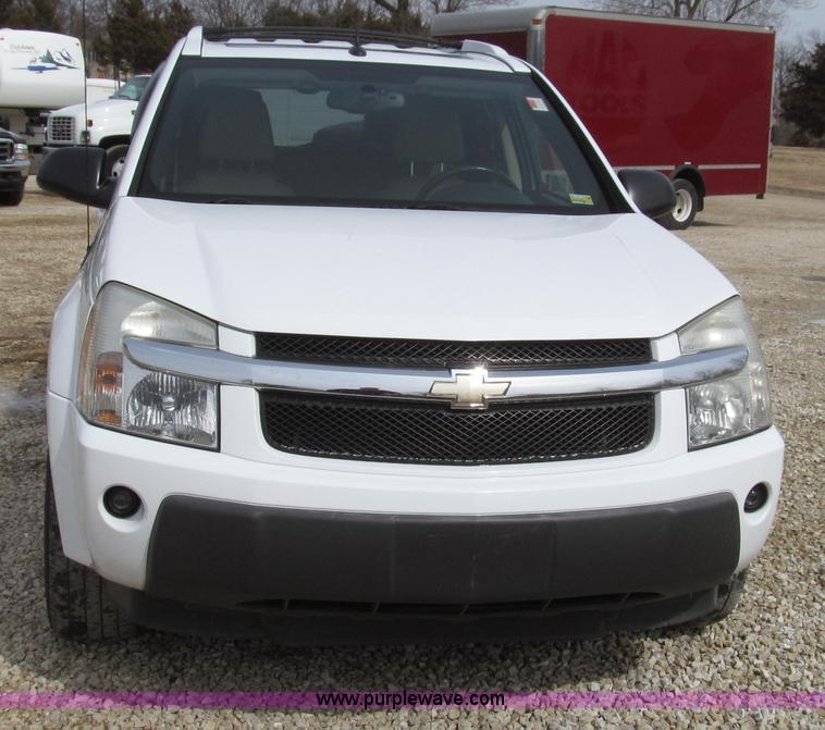 image for item G2304 2005 Chevrolet Equinox LT SUV