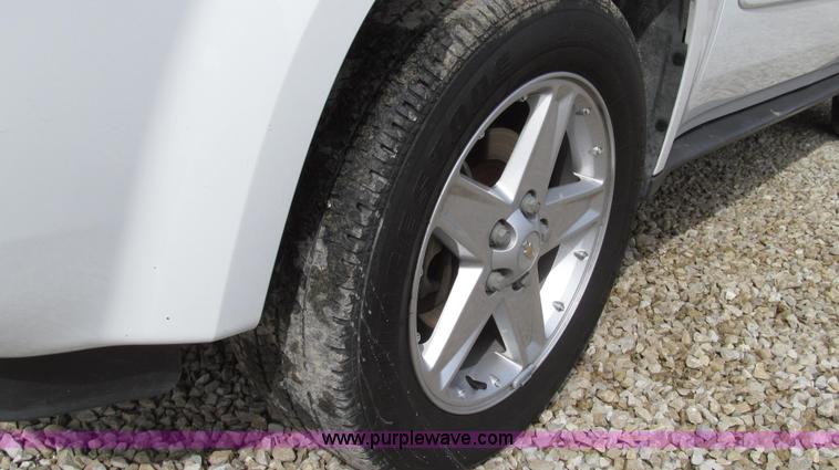 image for item G2304 2005 Chevrolet Equinox LT SUV