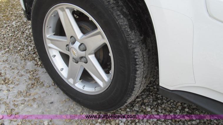 image for item G2304 2005 Chevrolet Equinox LT SUV