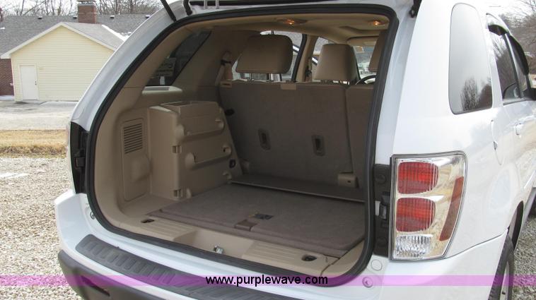 image for item G2304 2005 Chevrolet Equinox LT SUV